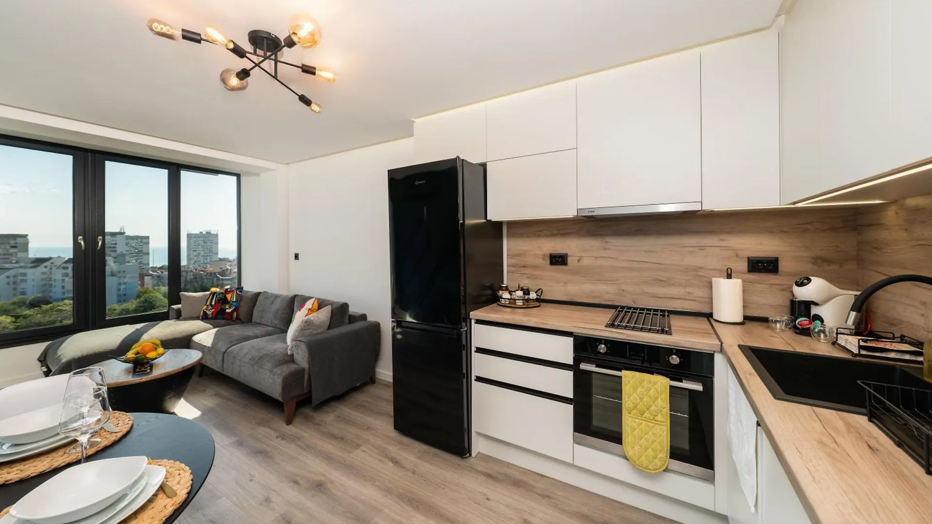 Lazur Sea View Daire Burgaz